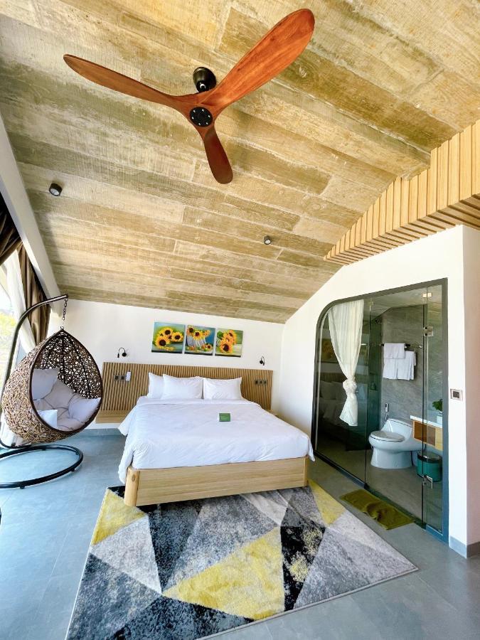 Tournesol Villa Dalat Esterno foto